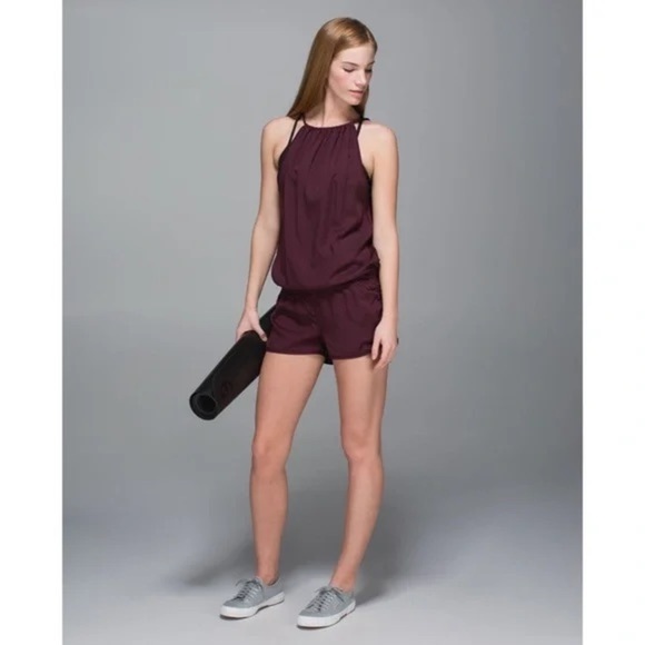 LULULEMON | Heat the Street One-piece Workout Romper - Picture 1 of 11